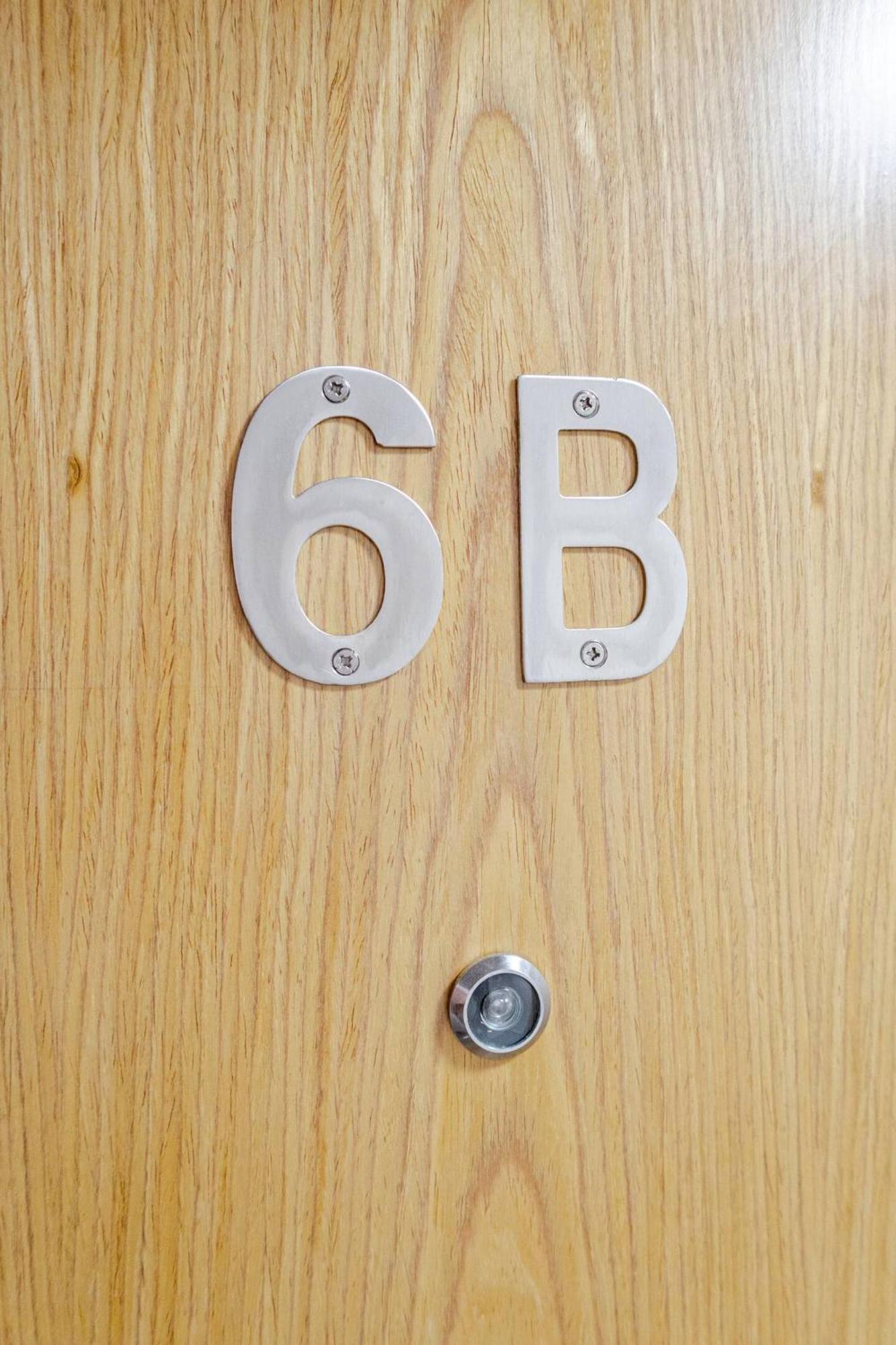 Spacious - 1-bed With 2 Sofa Beds, Sleeps 6 - Ideal For Families & Small Groups
